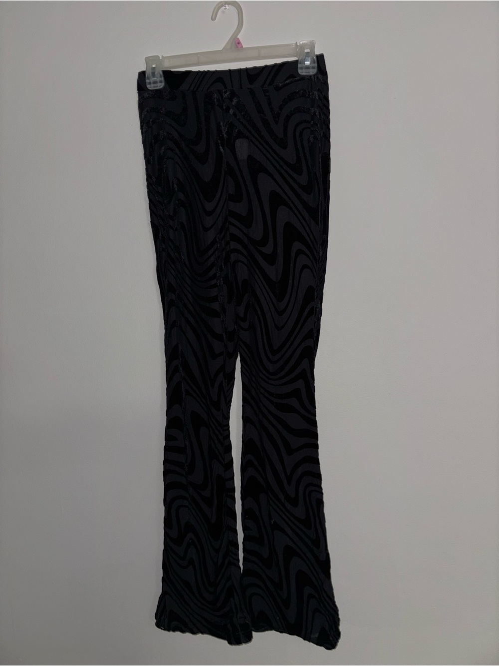 Black Wavy Pattern Flared Pants